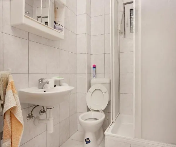 And With Parking Space Sveti Vid, Krk - 5323 Guest house