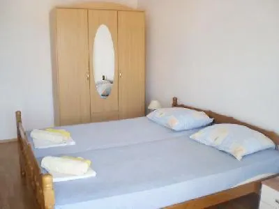 And With Parking Space Sveti Vid, Krk - 5323 Guest house 3*